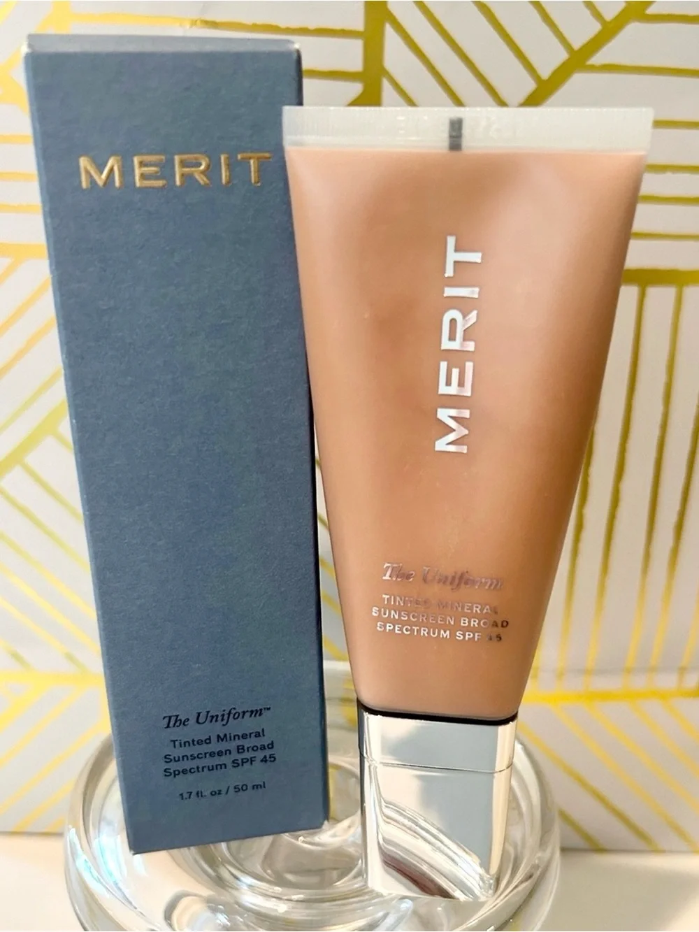 ✨ MERIT The Uniform Tinted Mineral Sunscreen SPF 45 | Shade 22 Oak Bisque | NIB